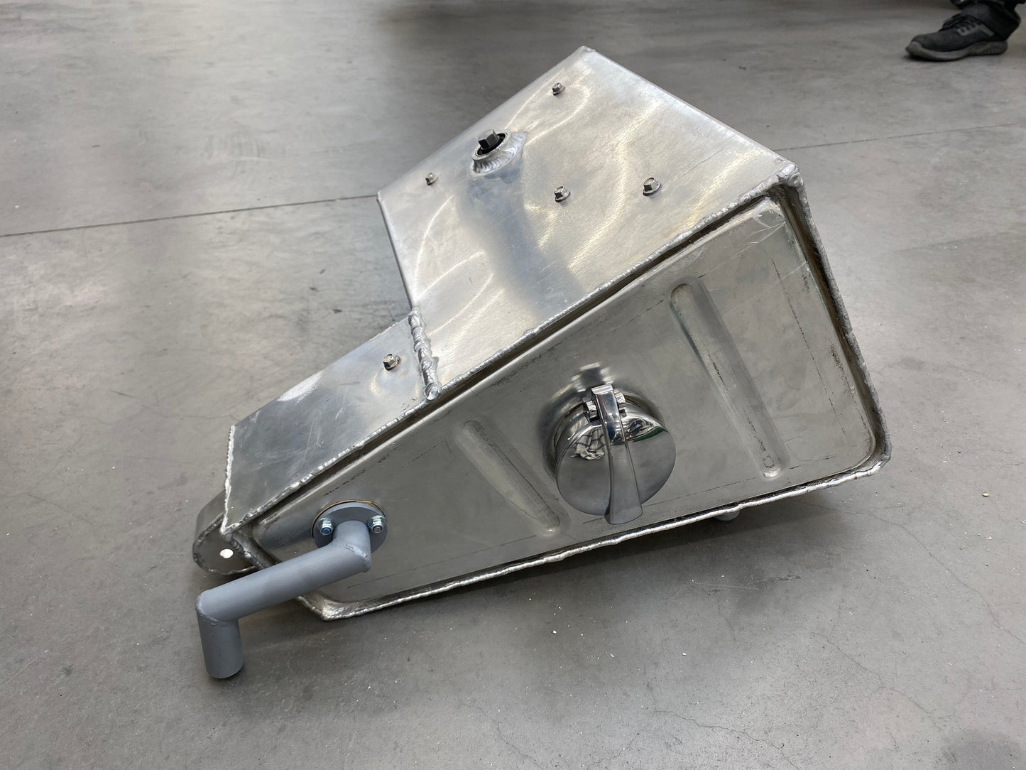 E-Type Jaguar Aluminium Dry Sump Oil Tank