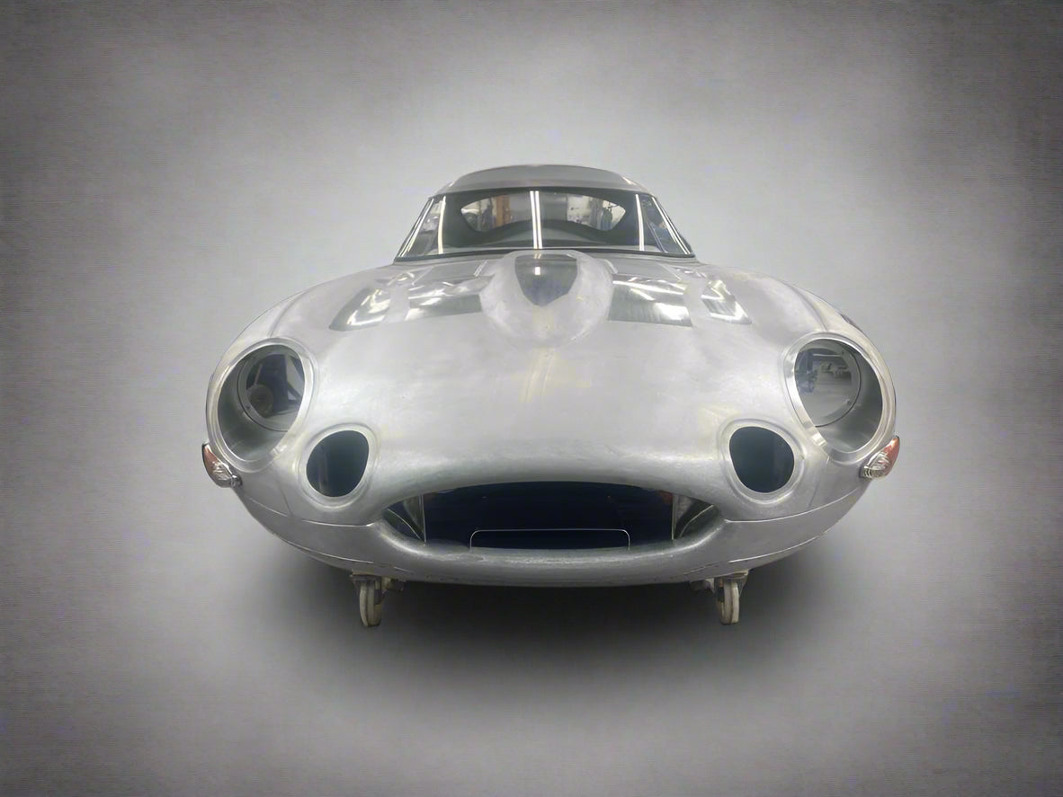 E-Type Jaguar LWB V12 S3 Lowdrag Bodyshell