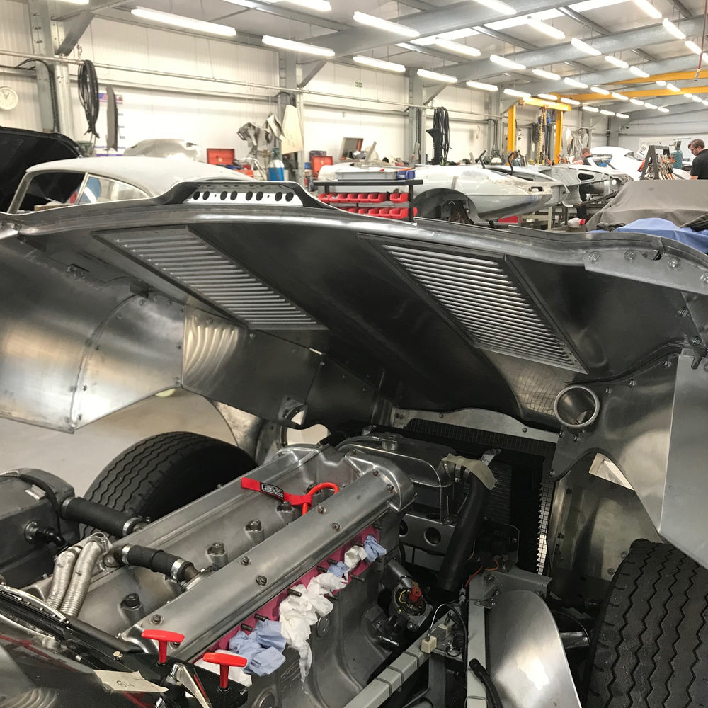 
                      
                        E-Type Jaguar "49 FXN" Lowdrag Bonnet
                      
                    