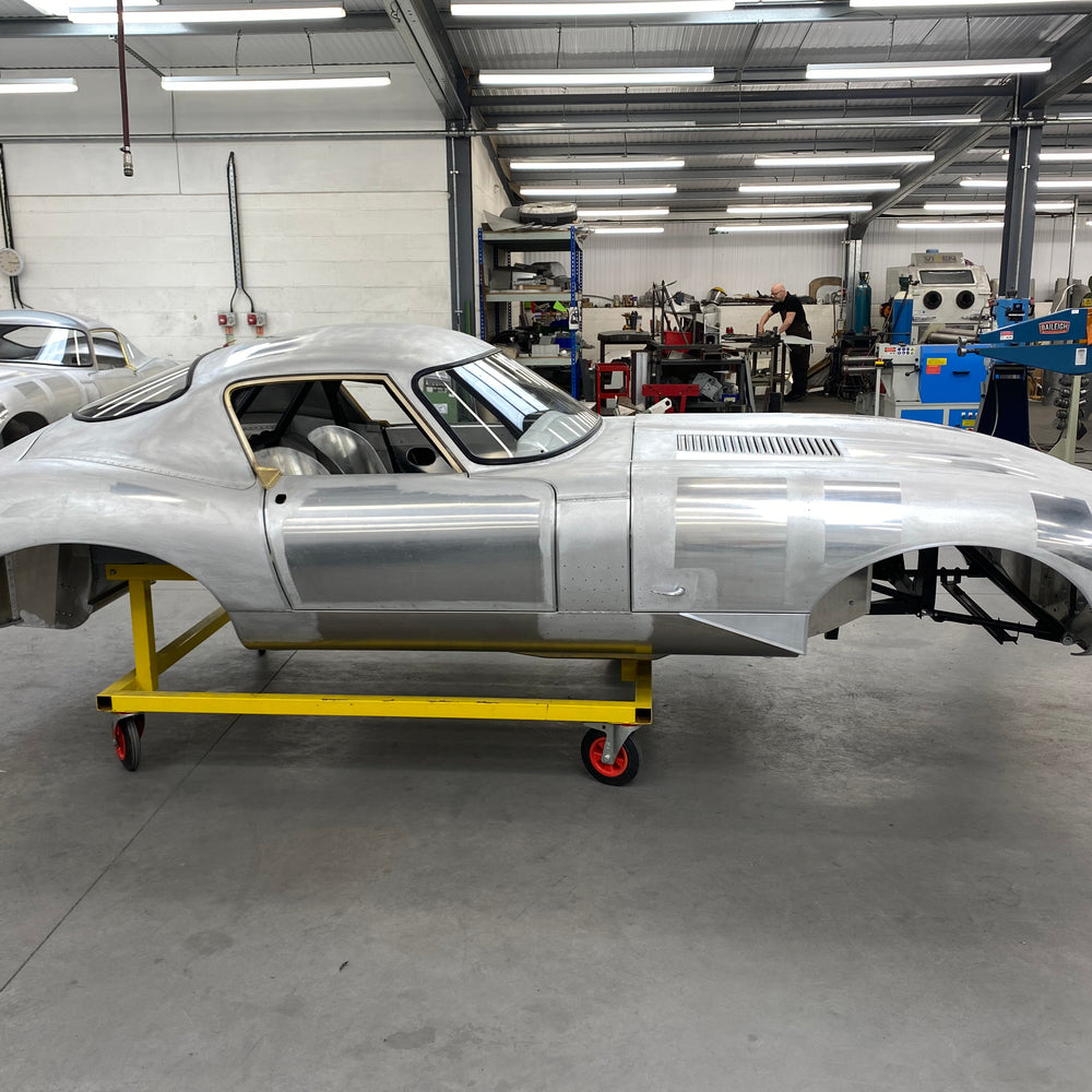 
                      
                        E-Type Jaguar "CUT 7" Bodyshell - Complete with Bonnet, Boot Lid and Doors
                      
                    