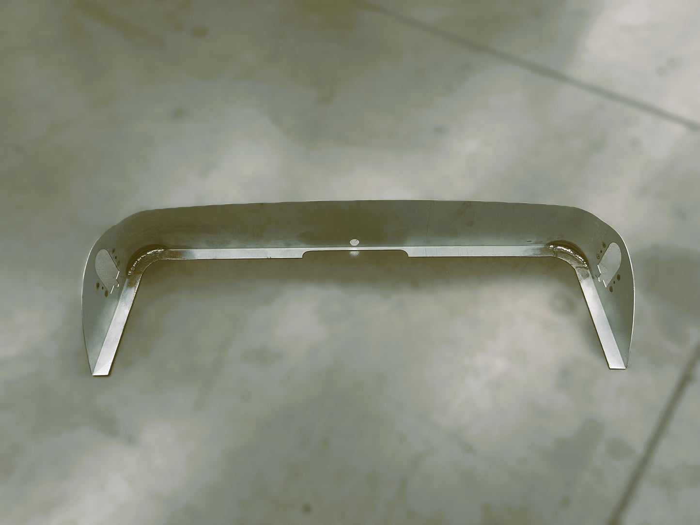 E-Type Jaguar FHC Number Plate Light Closing Panel - MRE42