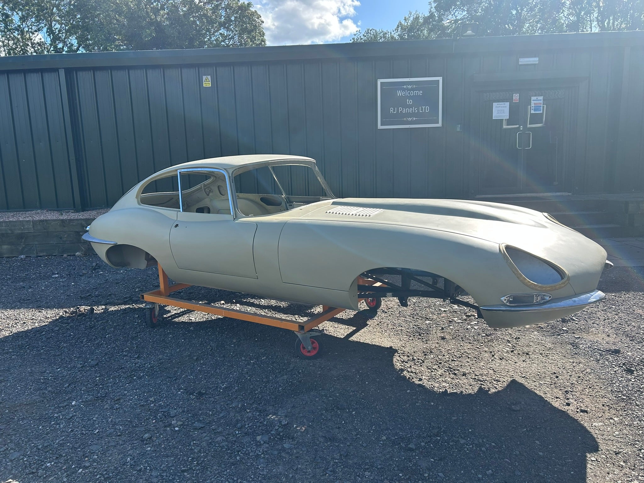 Jaguar E-Type S1 4.2 FHC Original Body Shell For Sale – RJ Panels