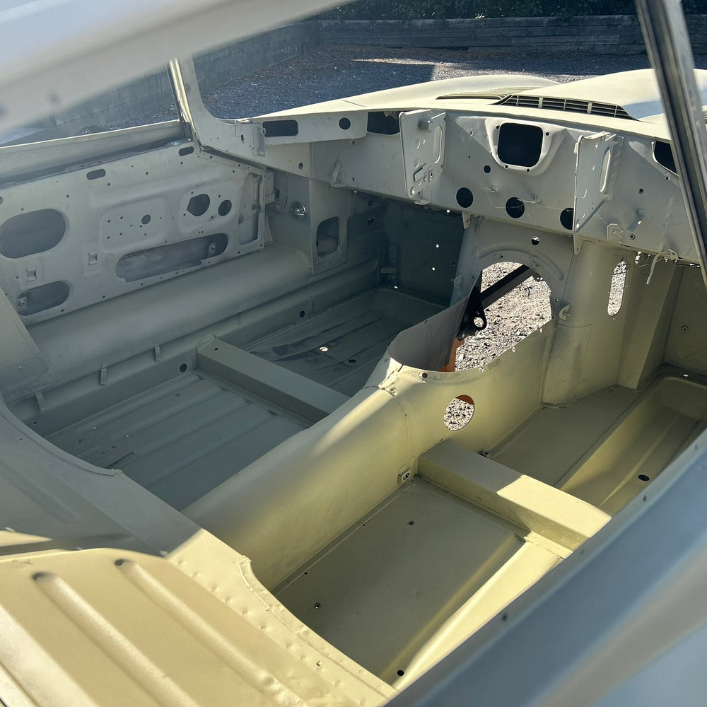 
                      
                        SPECIAL OFFER .........  Jaguar E-Type S1 4.2 FHC Original Body Shell
                      
                    