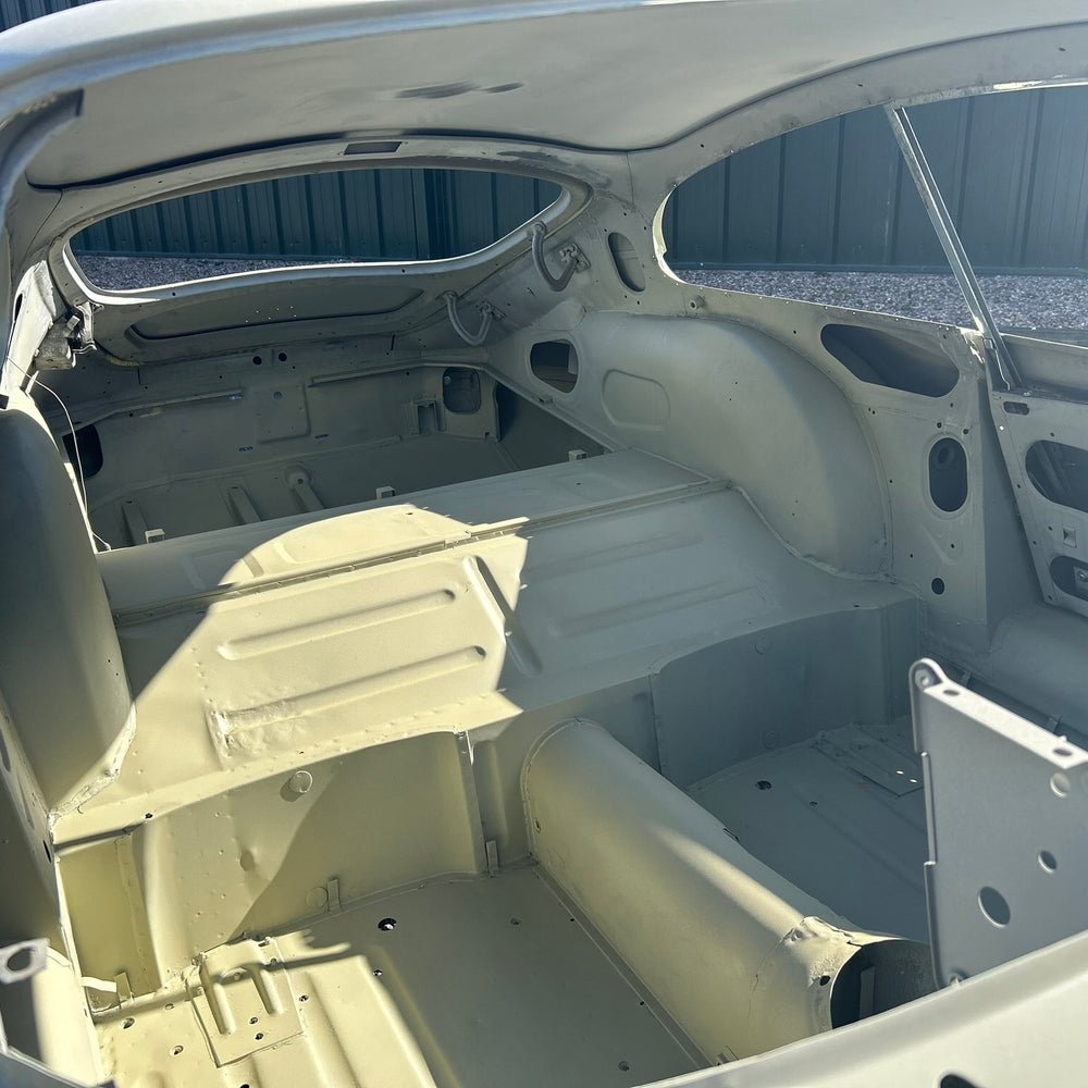 
                      
                        SPECIAL OFFER .........  Jaguar E-Type S1 4.2 FHC Original Body Shell
                      
                    