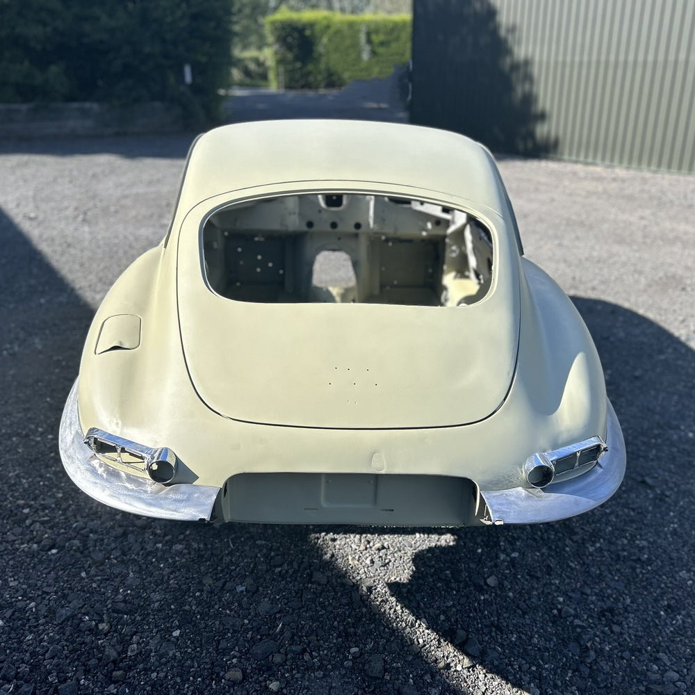 
                      
                        SPECIAL OFFER .........  Jaguar E-Type S1 4.2 FHC Original Body Shell
                      
                    