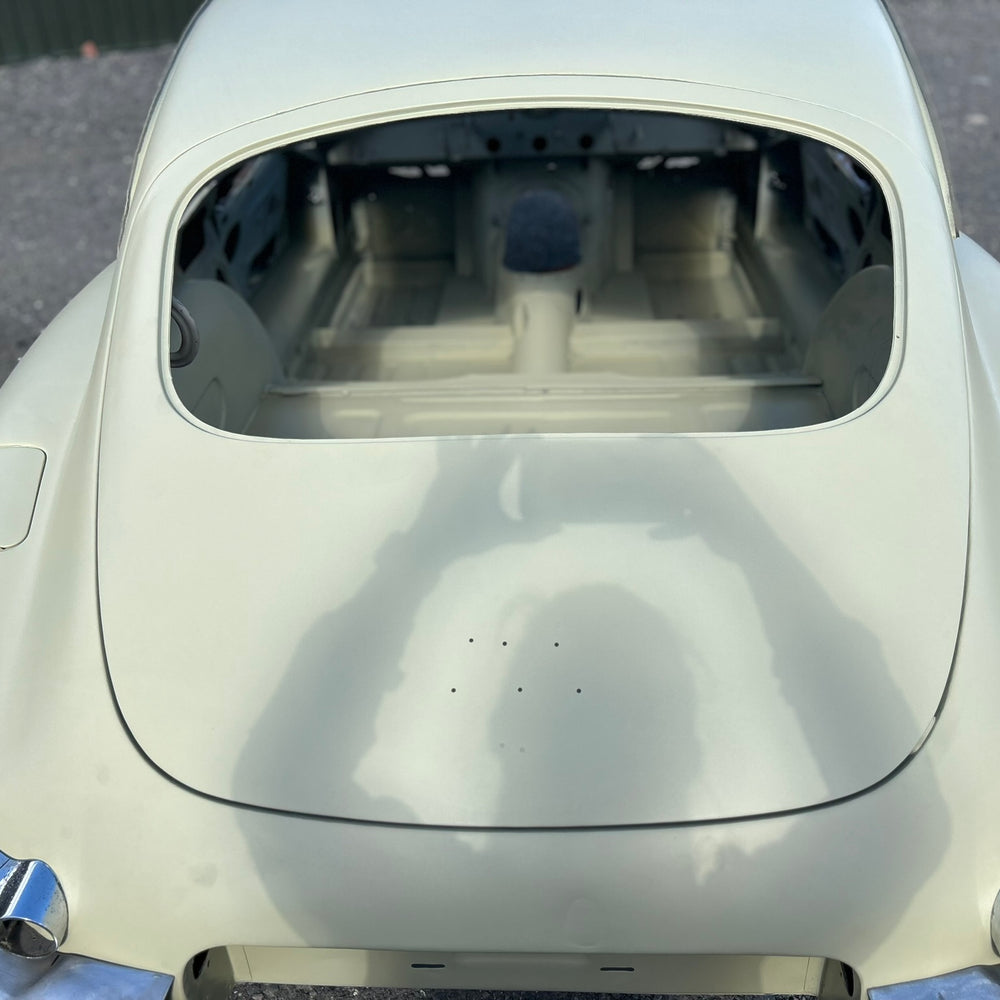 
                      
                        SPECIAL OFFER .........  Jaguar E-Type S1 4.2 FHC Original Body Shell
                      
                    