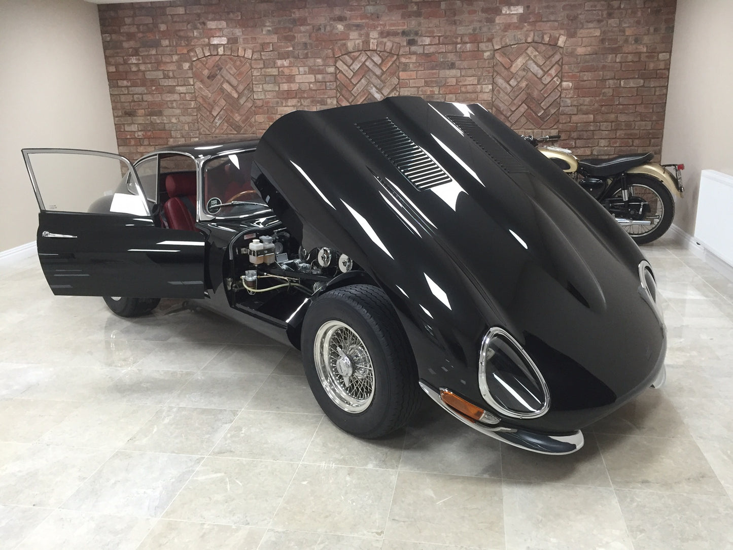 Jaguar E-Type FHC November 62 Matching Number